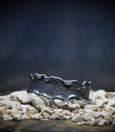 Bracelet jonc en argent 925/1000, pièce unique signèe Lovely Storm .