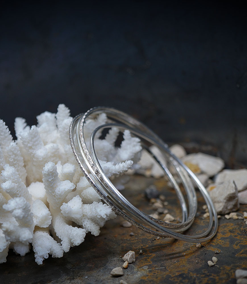 Bracelet manchette en argent massif pièce unique Lovely Storm.