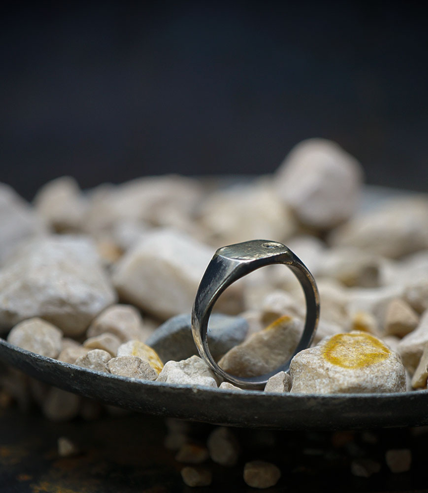 Bague argent,or et diamant noir piece unique Lovely Storm.