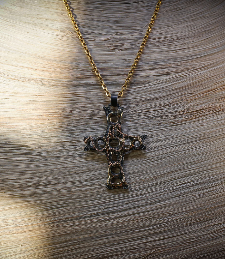 Croix en Or et Argent Massif piéce unique signè Lovely Storm.