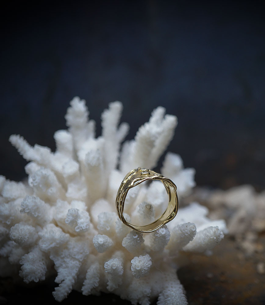 Bague de créatrice en or et diamants