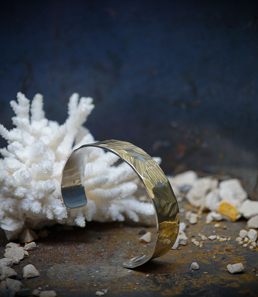 Bracelet Jonc en Or et Argent Massif pièce unique créé a la bijouterie Barrouyer.