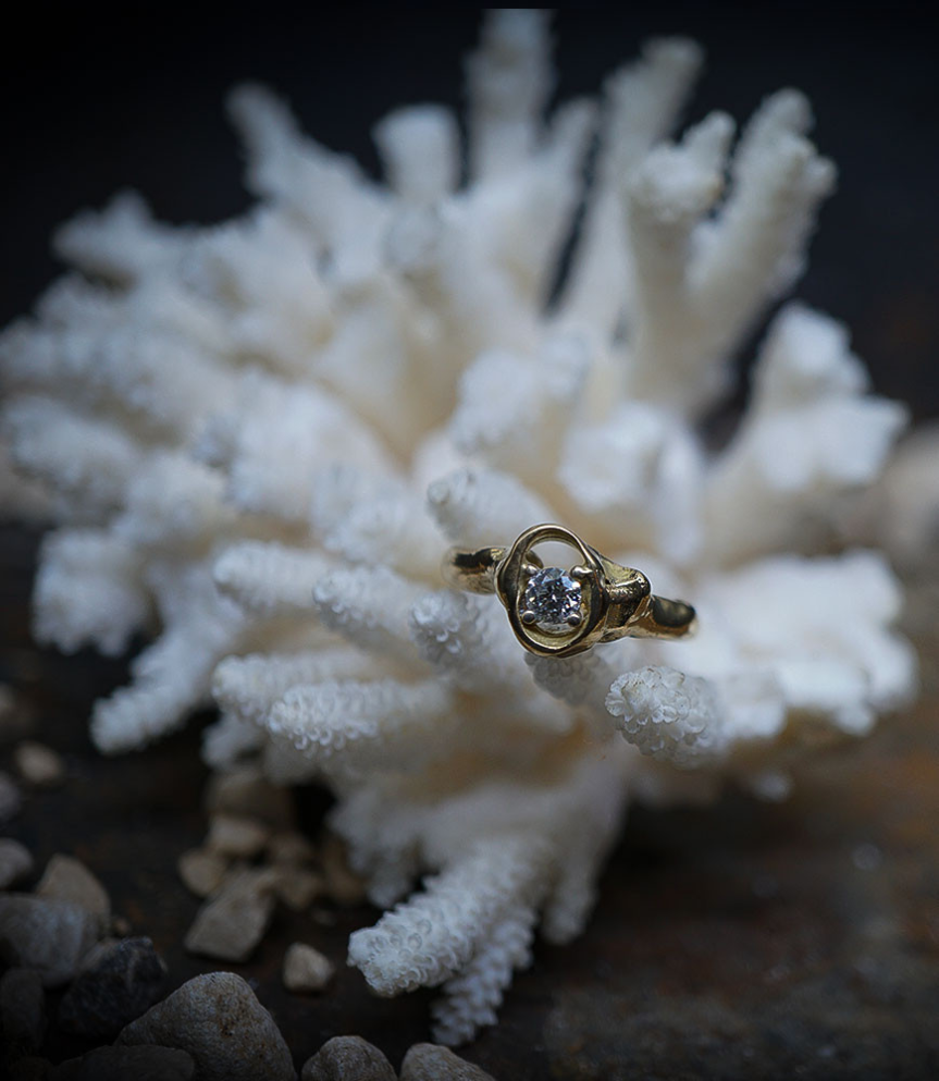 Bague Diamant et Or 18 KT pièce unique créé a la bijouterie Barrouyer.
