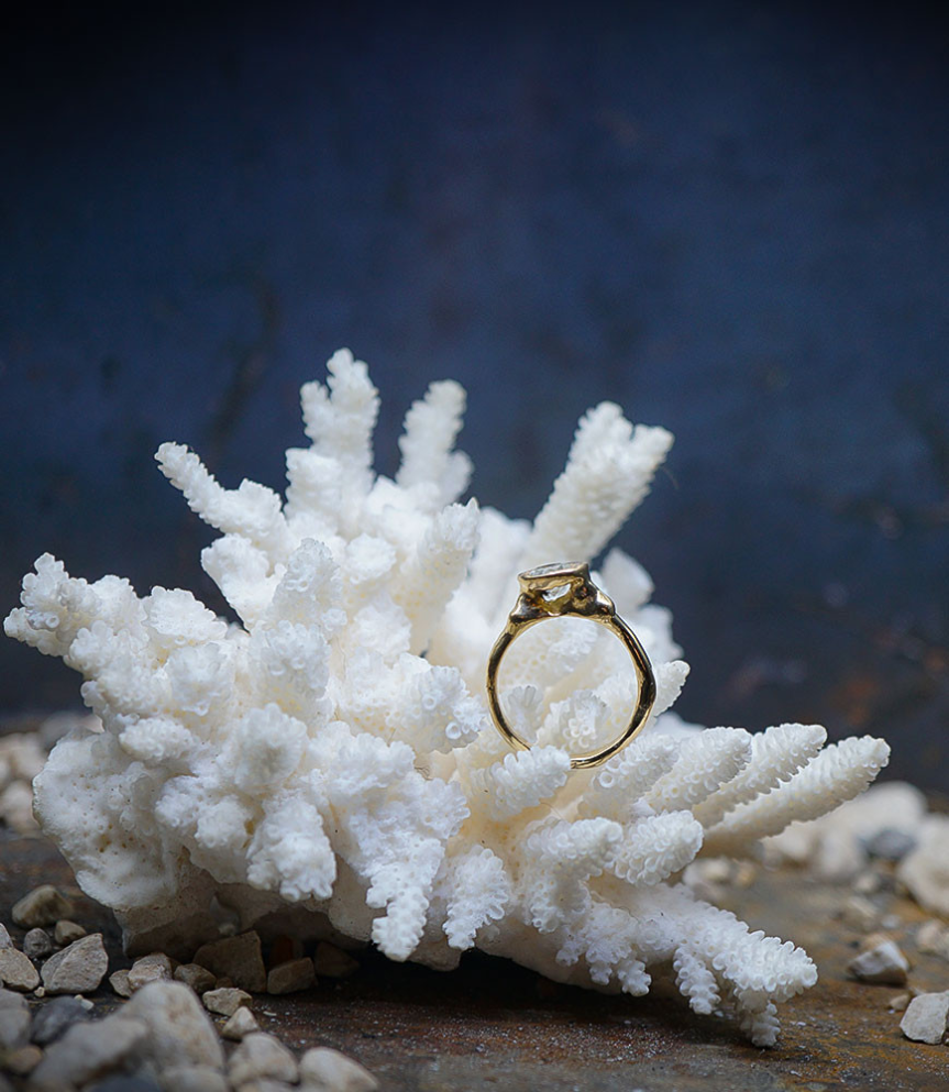 Bague Diamant et Or 18 KT piéce unique créé a la bijouterie Barrouyer.