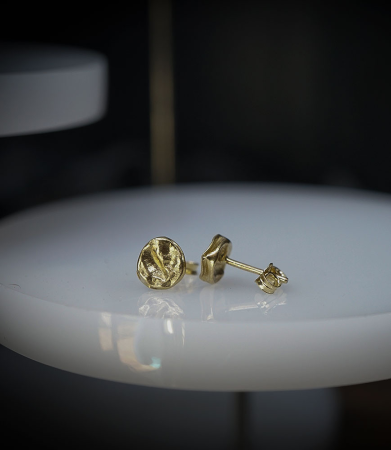 Lovely Storm Collection - Boucles d'oreilles en Or 18 KT.  Matière: Or 750/1000 Pierre:  Non Poids: 1,3 grammes