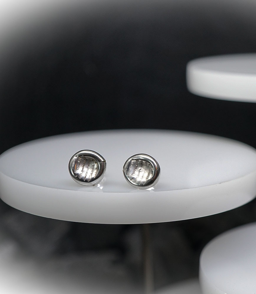 Lovely Storm Collection - Boucle d'oreille en Argent Massif  Matière: Argent massif 925/1000 (Diametre 1cm) Pierre:  Non Poids: