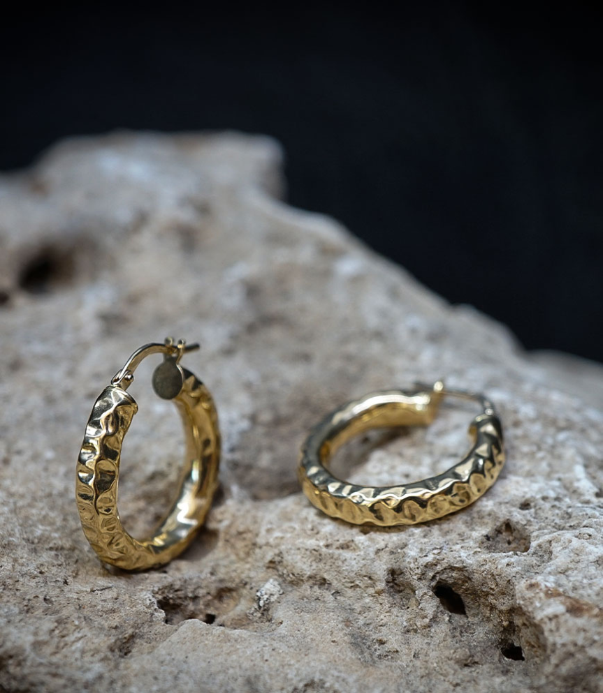 Boucles d'oreilles en or 750/1000 de la nouvelle collection de Lovely Storm