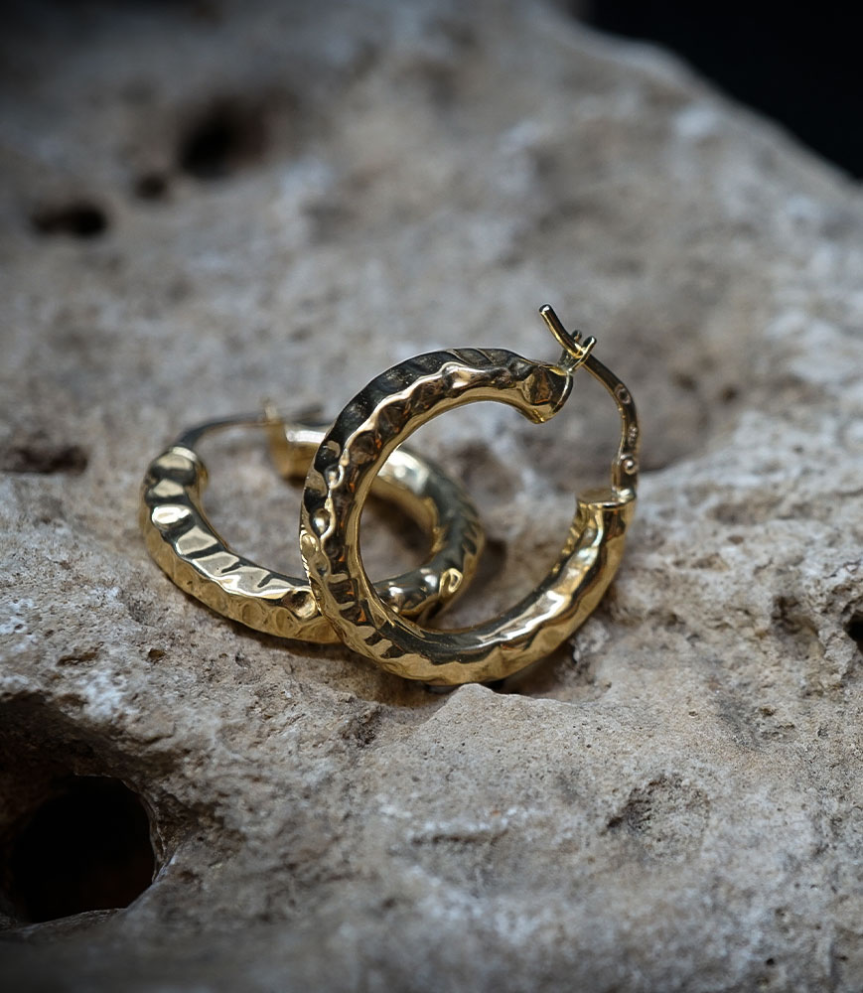 Boucles d'oreilles en or 750/1000 de la nouvelle collection de Lovely Storm