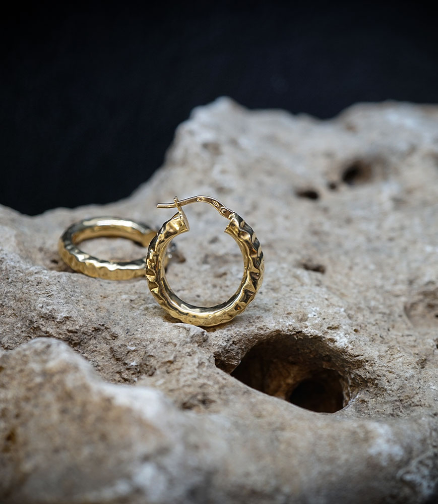 Boucles d'oreilles en or 750/1000 de la nouvelle collection de Lovely Storm