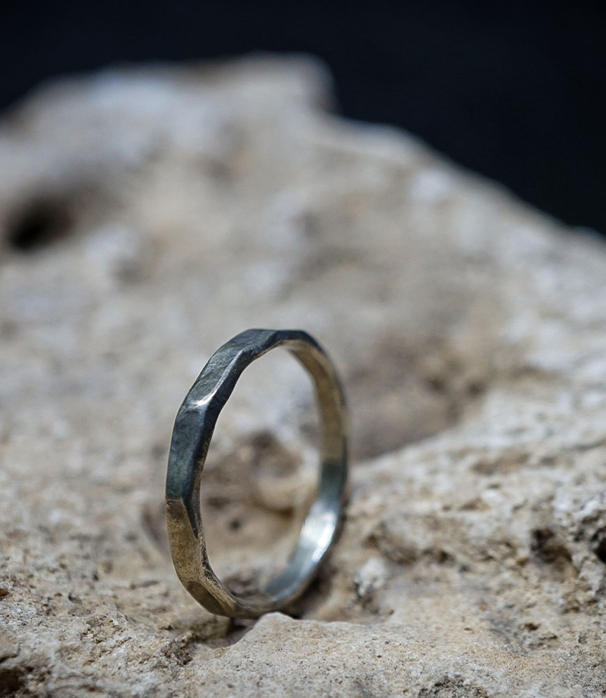 Chaque modèle issu de notre collection est créé à la main