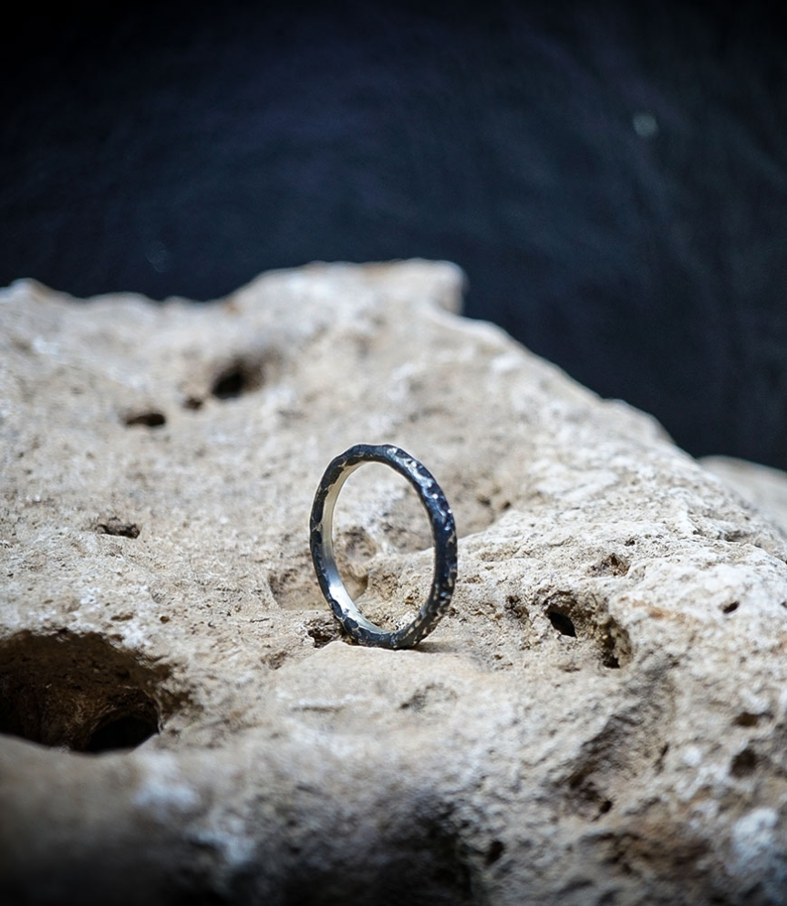 Lovely Storm Collection - Hammered Ring in Sterling Silver    Material: 925 Sterling Silver  Stone: None  Weight: 3.3 grams