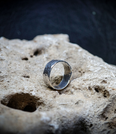 Solid Silver Hammer Ring Material: 925/1000 Sterling Silver Stone: None Weight: 6.6 grams: Lovely Storm Collection