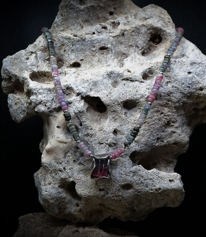 Valentine — créatrice de bijoux chez Mad Lords Paris, installée à Carpentras.