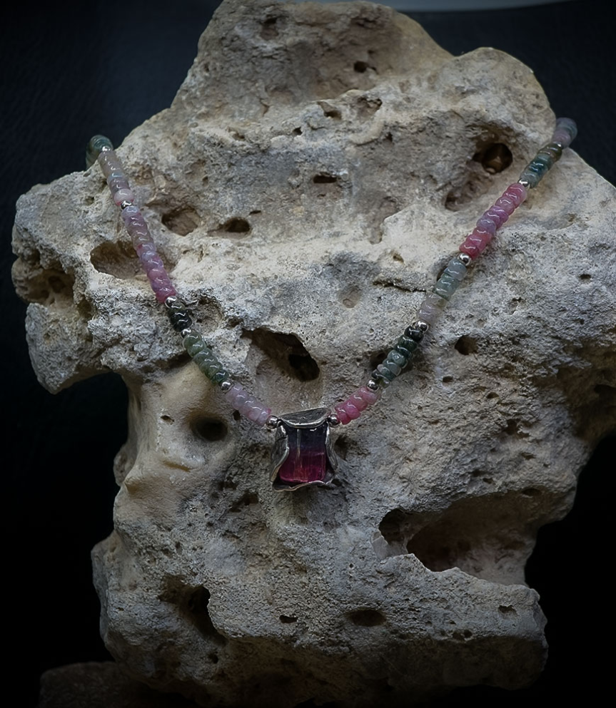 Valentine — créatrice de bijoux chez Mad Lords Paris, installée à Carpentras.