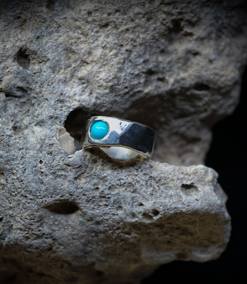 Sterling Silver and Turquoise Rings  Material: Sterling Silver 925/1000 Stone: Turquoise (1.5 carats) Weight: 6.7 grams