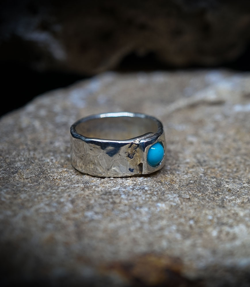 Sterling Silver and Turquoise Rings  Material: Sterling Silver 925/1000 Stone: Turquoise (1.5 carats) Weight: 6.7 grams