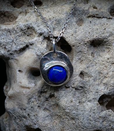 Lovely Storm Collection - Collier lapis lazuli en Argent Massif  Matière: Argent massif 925/1000 Pierre: Turquoise 2,85 carats  