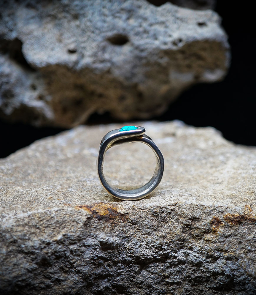 My house is located in Carpentras, in the heart of a family workshop founded in 1858.