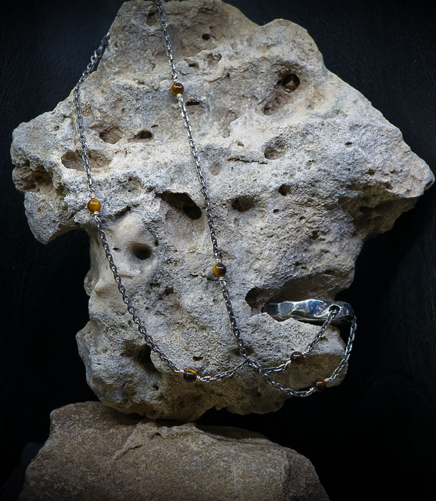 Mes bijoux sont également disponibles à Paris chez Mad Lords (316 rue Saint-Honoré)