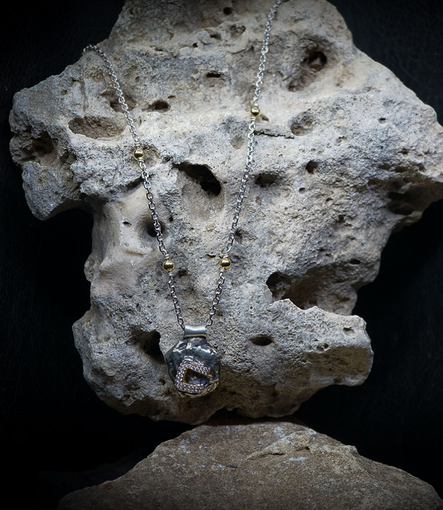 l’univers de Valentine dépasse les murs de l’atelier provençal.