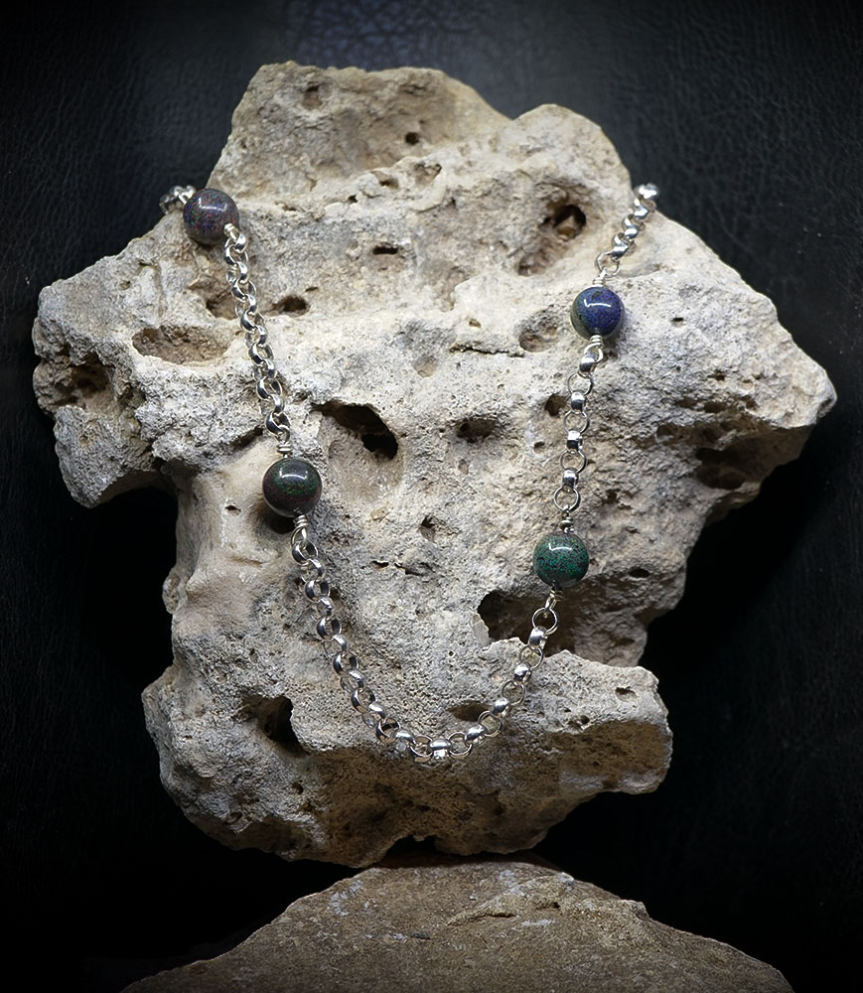 l’univers de Valentine dépasse les murs de l’atelier provençal.