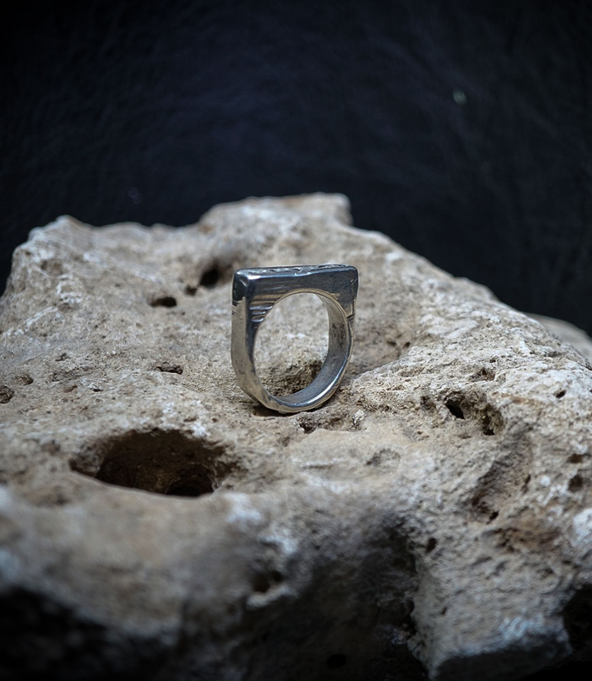 Lovely Storm Collection - Diamond and Sterling Silver Ring (7mm width)    Material: 925 Sterling Silver  Stone: Diamond (0.42 ca