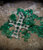 Collier en Argent Massif et emeraudes cabochon.  Matière: Argent massif 925/1000 Pierre:  Emeraudes 2,4 carats Poids: 7,5 gramme