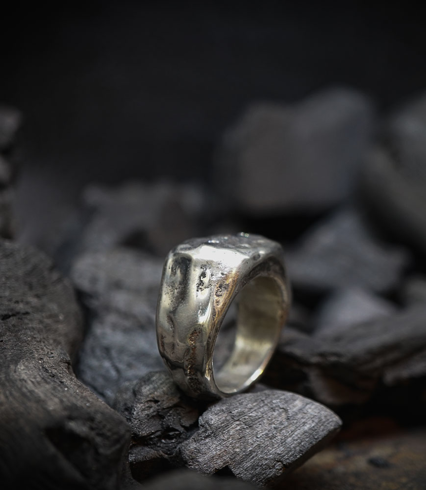 Krazy Stones Collection - Bagues Argent Massif et diamants  Matière: Argent massif 925/1000 Pierre: Diamant (0.18 carat) Poids: 