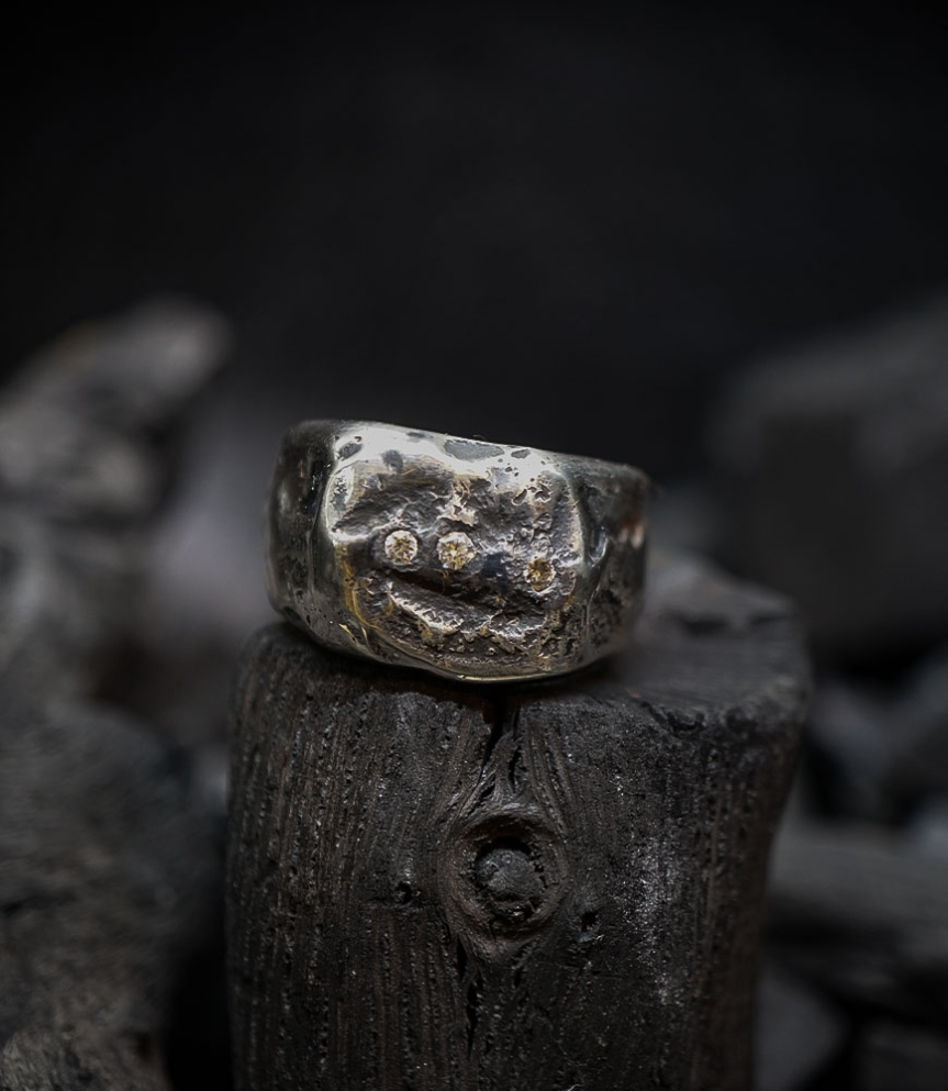 Krazy Stones Collection - Bagues Argent Massif et diamants  Matière: Argent massif 925/1000 Pierre: Diamant (0.18 carat) Poids: 
