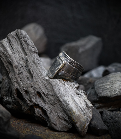 Héphaïstos Collection - Bague Argent Massif  Matière: Argent massif 925/1000 Pierre: Non Poids: 17,8 grammes