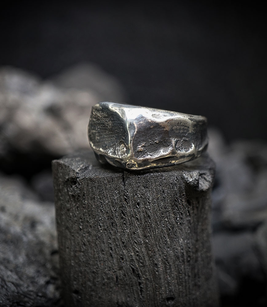 Krazy Stones Collection - Sterling Silver Rings    Material: 925/1000 Sterling Silver  Stone: Diamond (0.10 carat)  Weight: 21.9