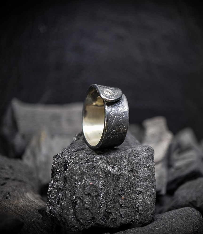 Sterling Silver Rings    Material: 925 Sterling Silver  Stone: Diamond (0.10 carat)  Weight: 12.9 grams