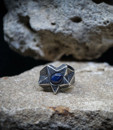 Sterling Silver and Star Sapphire Rings    Material: 925 Sterling Silver  Stone: Sapphire (1.25 carats)  Weight: 23.5 grams