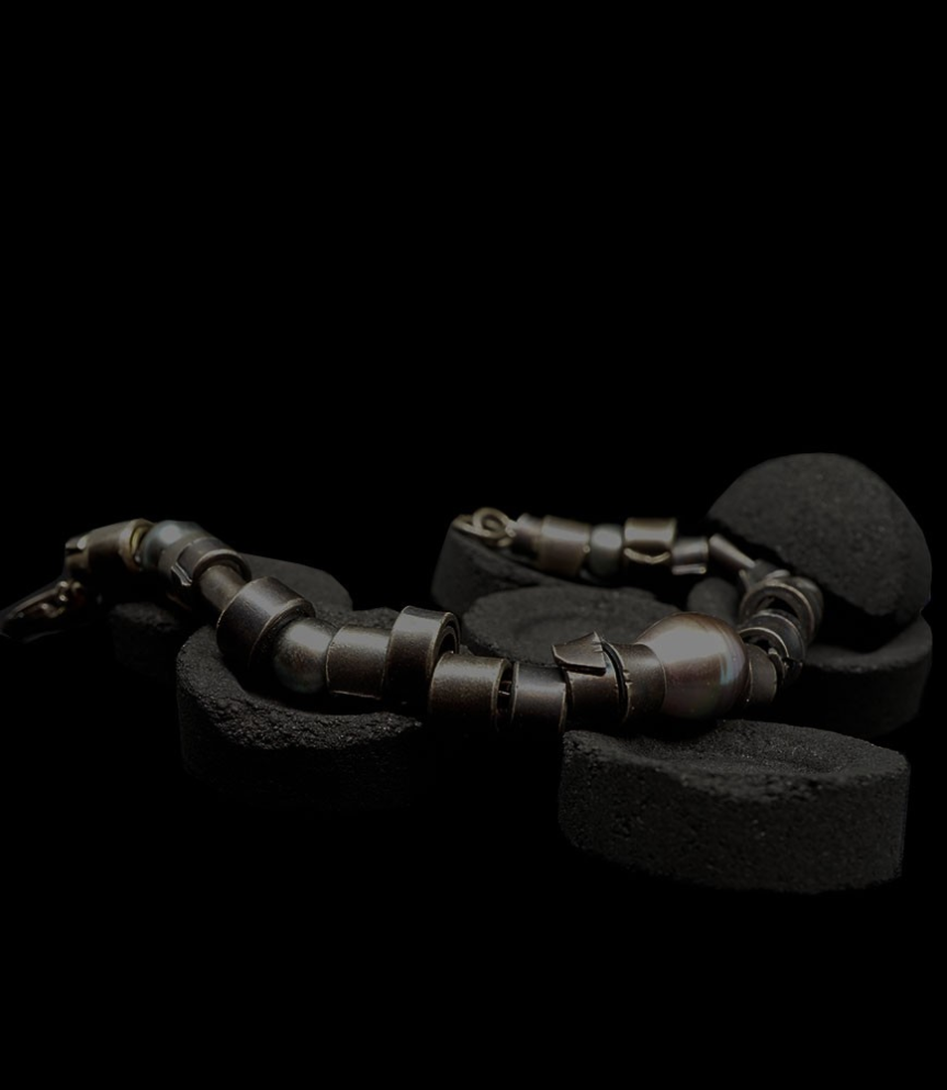 Héphaïstos Collection