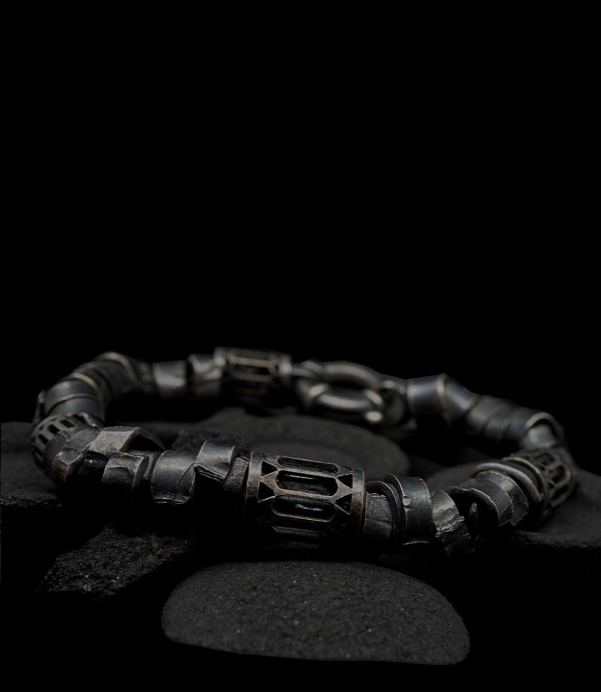 Héphaïstos Collection