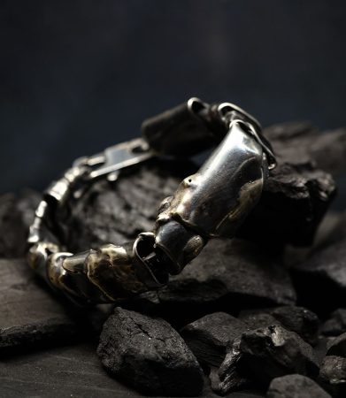 Bracelet unique réalisé par Anthony Barrouyer Carpentras