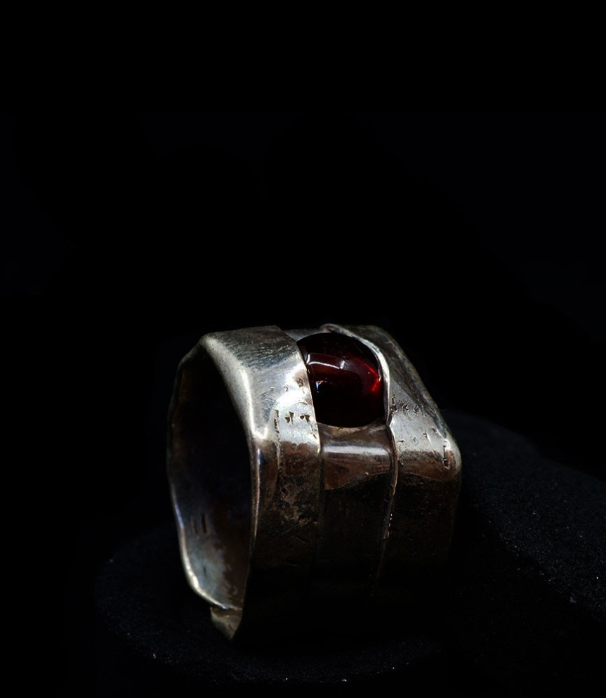 Bague en argent de créateur