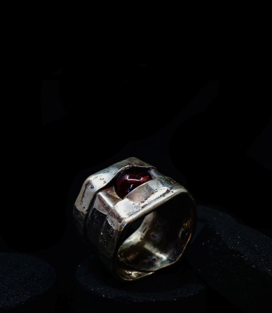 Bague en argent de créateur