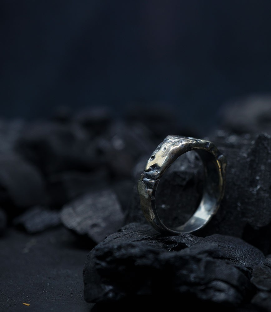 Héphaïstos Stones Collection - Bague Hématite et Argent Massif par Anthony Barrouyer