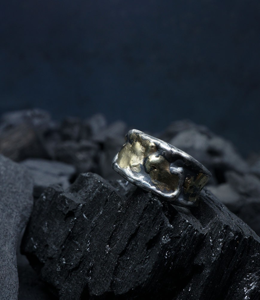 Création Krazystones par anthony barrouyer bague Argent et Or