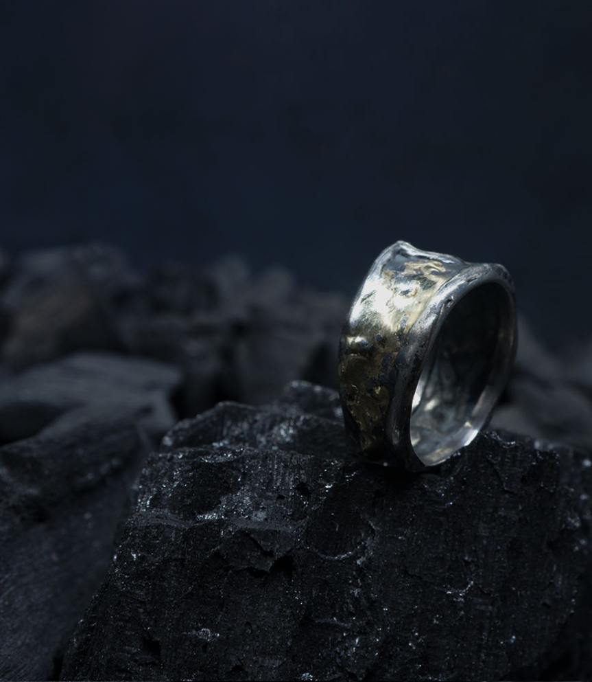 Création Krazystones par anthony barrouyer bague Argent et Or