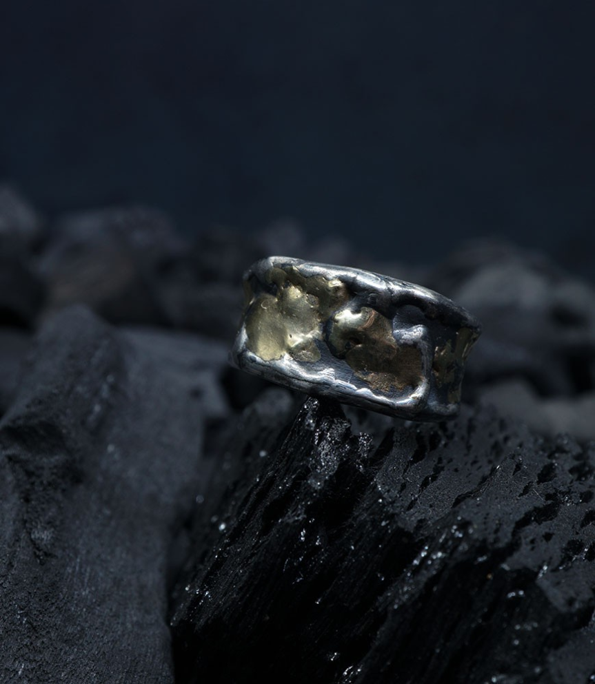 Création Krazystones par anthony barrouyer bague Argent et Or