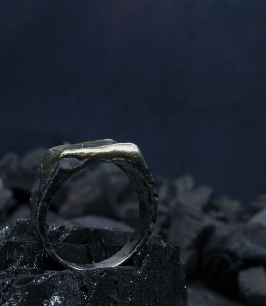 Création Krazystones par anthony barrouyer bague Argent et Or