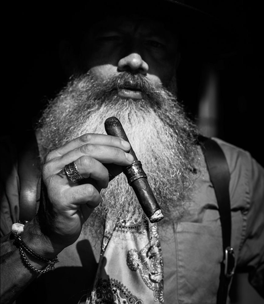 Krazy Stones was created by Anthony Barrouyer, a jeweler in Carpentras since 1858.