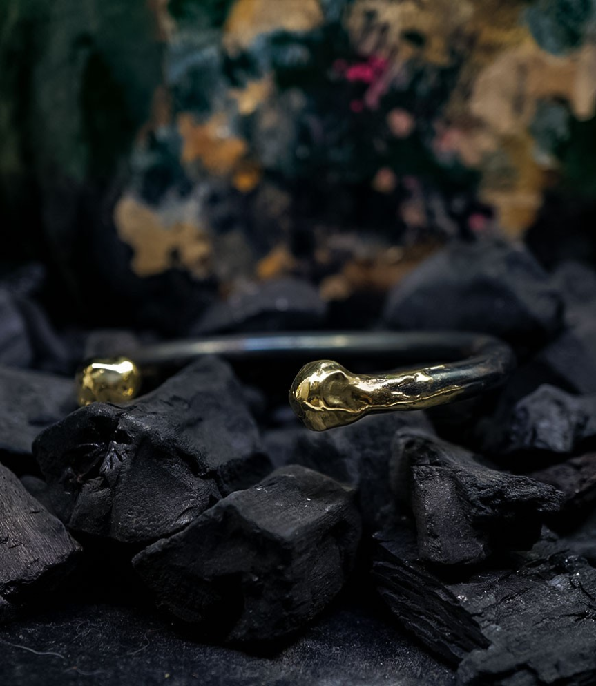 des bijoux de luxe egalement disponible chez mad lordz a paris