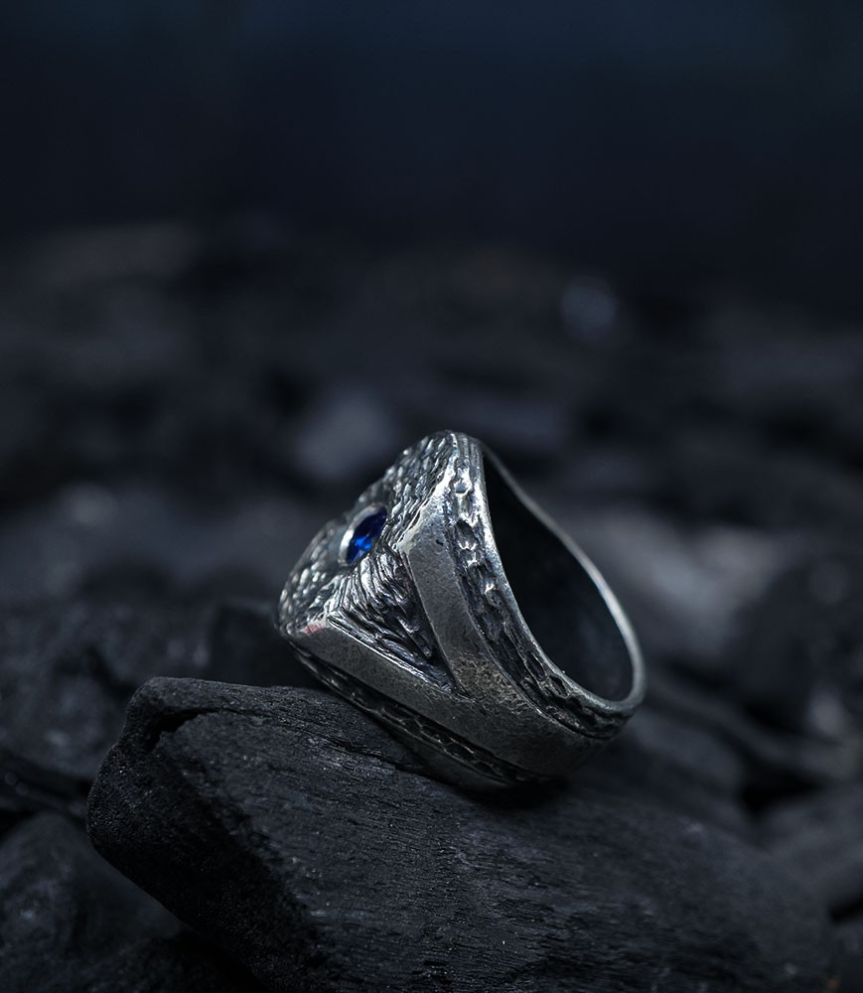 Bague saphir collection krazystones et mad lords privaite