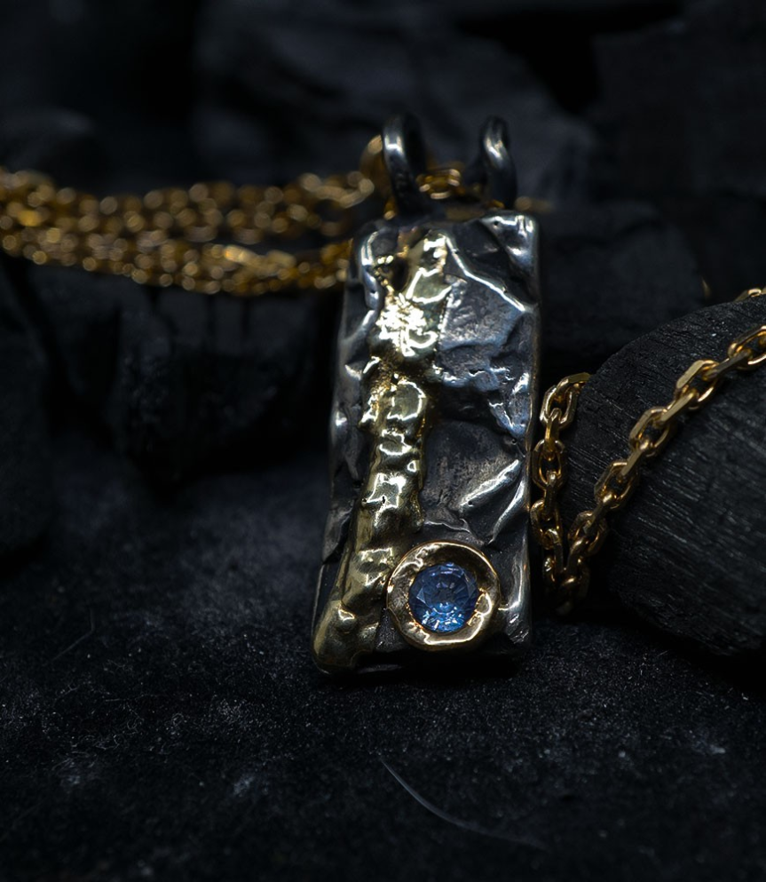 Pendentif saphir argent et or créé par Anthony Barrouyer