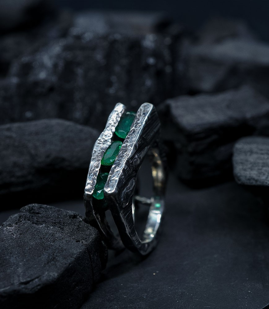 Bague émeraude en argent massif piéce unique signè Krazy Stones