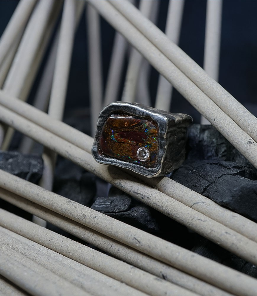 Bague opale boulder et diamant création en argent massif