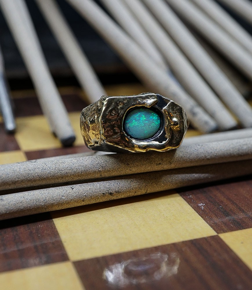 Bague opale en or et argent collection Krazystone by Anthony Barrouyer